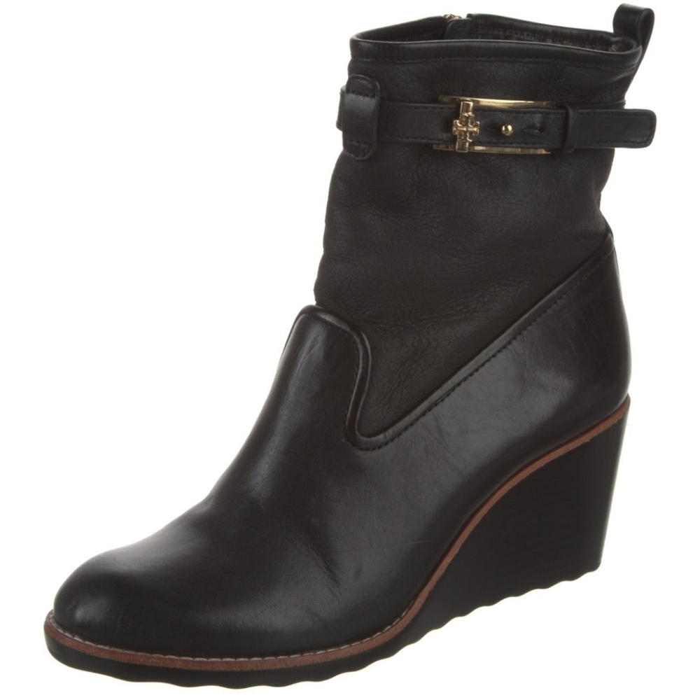 NWT Tory Burch Black Boots – Gold Logo – Size 39.5– In Box